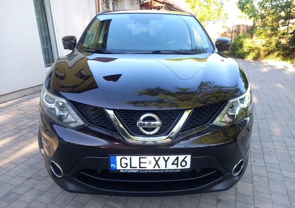 Nissan Qashqai cena 46777 przebieg: 182000, rok produkcji 2016 z Lębork małe 211